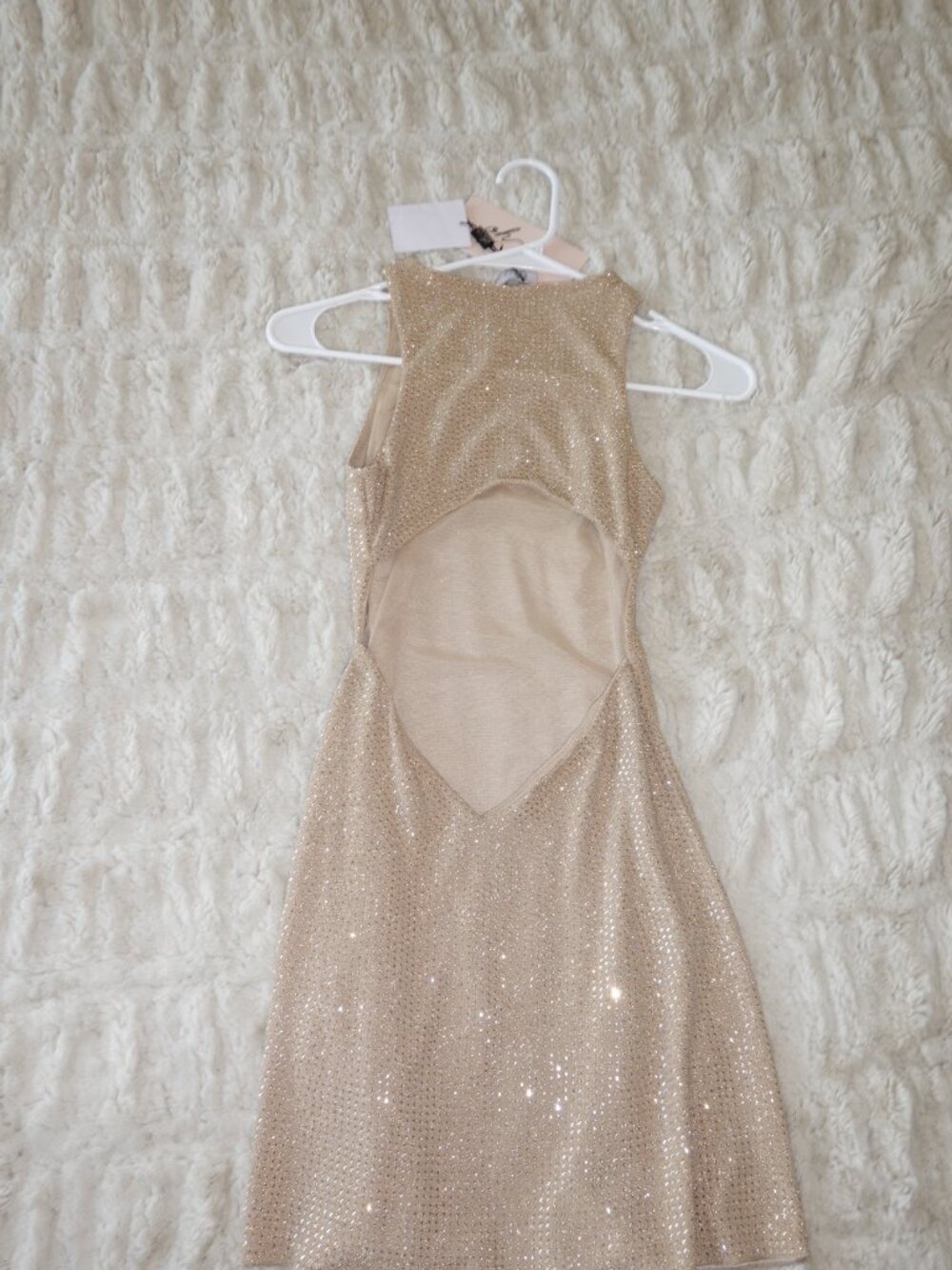Oh Polly Gold Mini Dress Open Lower Back - Picture 6 of 6